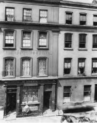 Файл:27-28 Broad Street around 1910.jpg