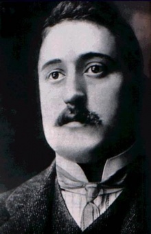 Файл:220px-Apollinaire.jpg