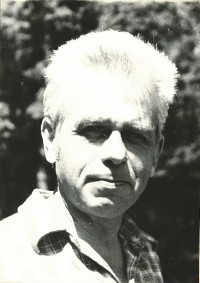 Файл:Denisov1975-аватар.jpg